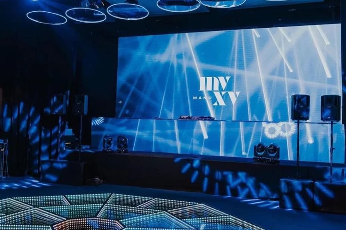 Corporate summit AV and LED production